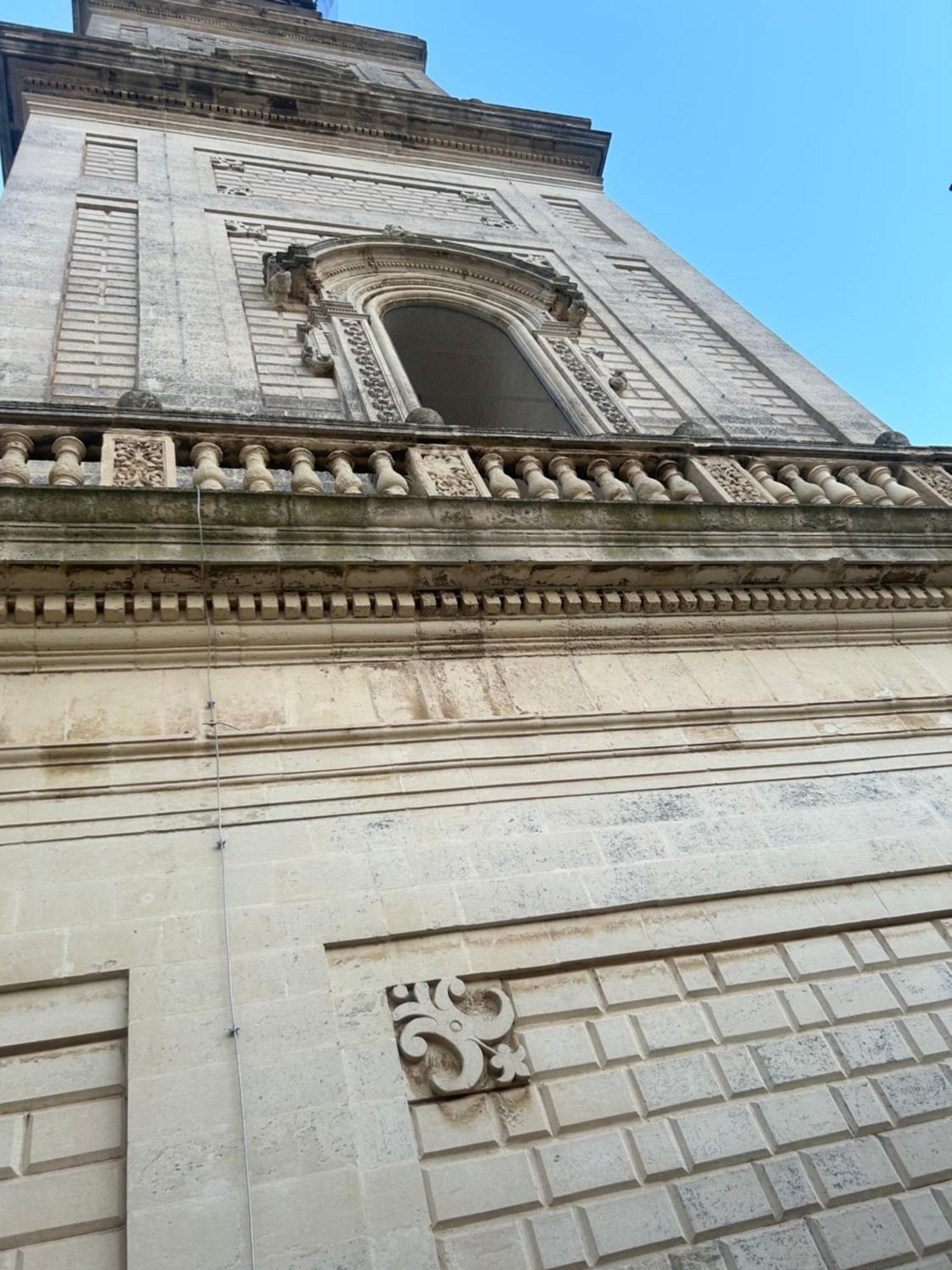 Palazzo Lanzilao'S Rooms เลชเช ภายนอก รูปภาพ